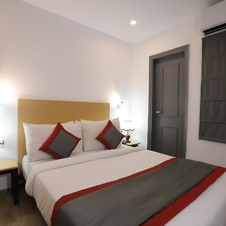 Qotel Hotel Ip Residency East Delhi Preet Vihar Нью-Дели Экстерьер фото