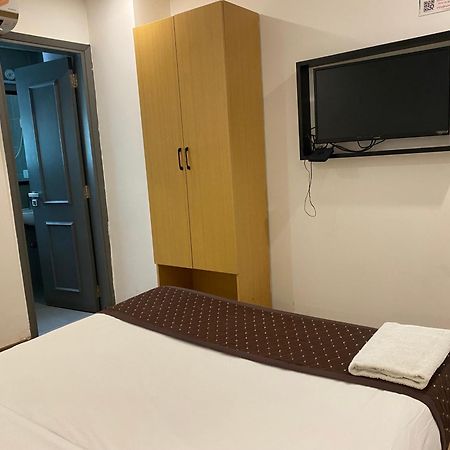 Qotel Hotel Ip Residency East Delhi Preet Vihar Нью-Дели Экстерьер фото