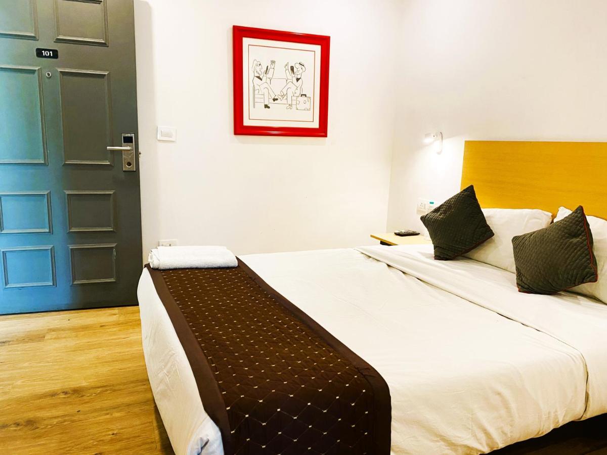 Qotel Hotel Ip Residency East Delhi Preet Vihar Нью-Дели Экстерьер фото