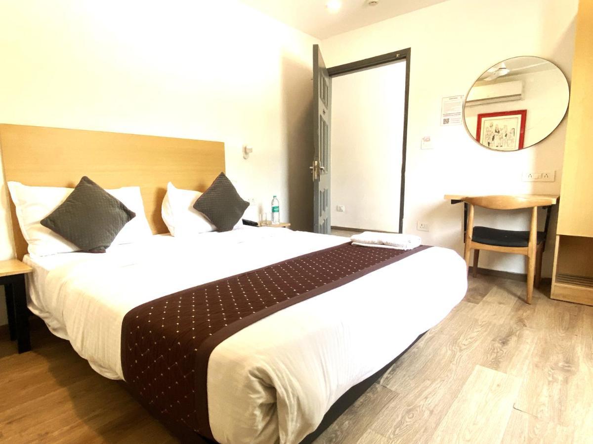 Qotel Hotel Ip Residency East Delhi Preet Vihar Нью-Дели Экстерьер фото