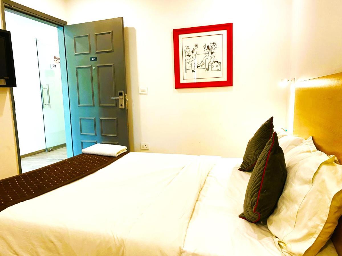 Qotel Hotel Ip Residency East Delhi Preet Vihar Нью-Дели Экстерьер фото