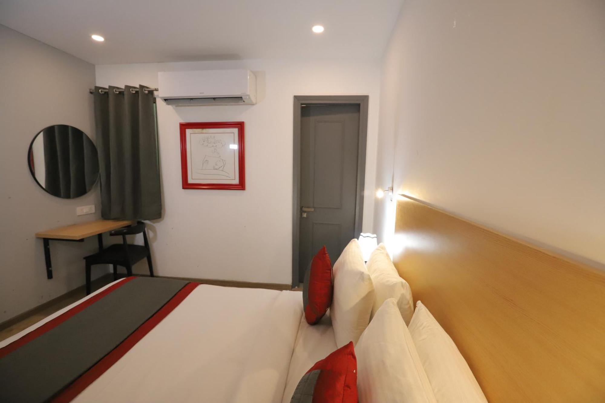 Qotel Hotel Ip Residency East Delhi Preet Vihar Нью-Дели Экстерьер фото